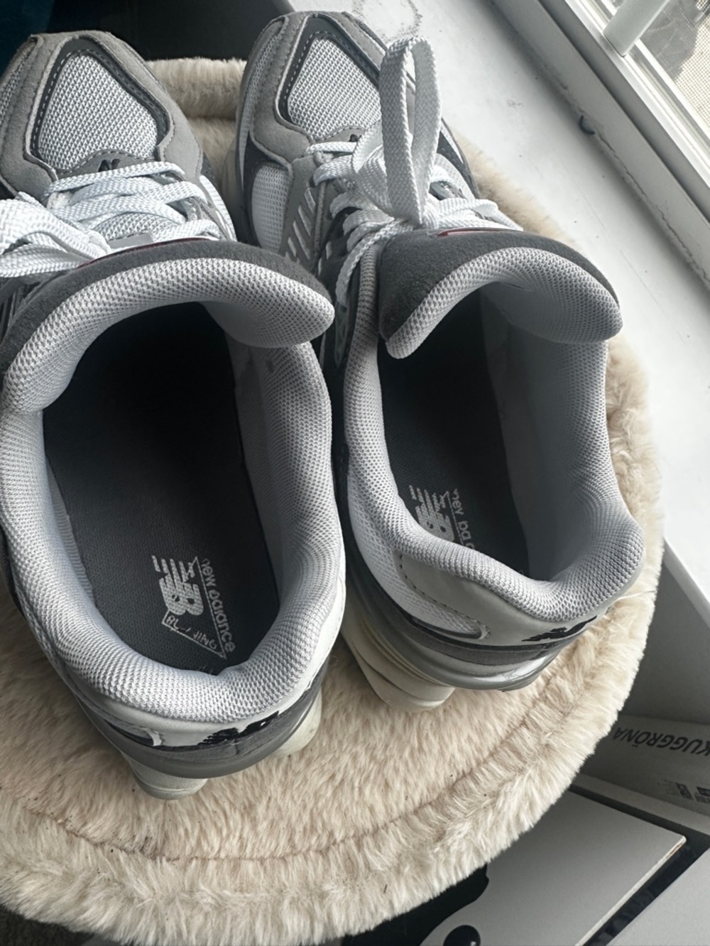 New Balance 9060 - Picture 4 of 7